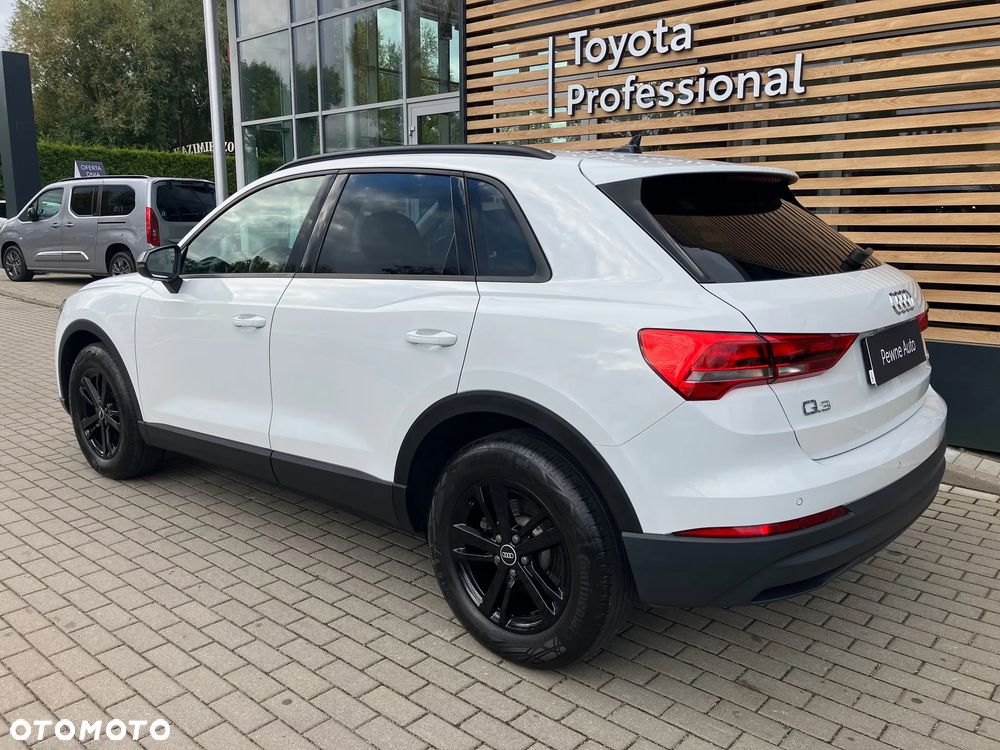 Audi Q3 2021 photo 5