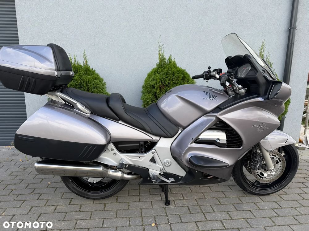 Honda ST - 5