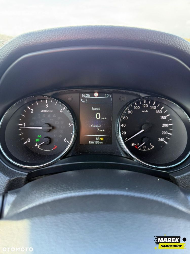 Nissan Qashqai - 12