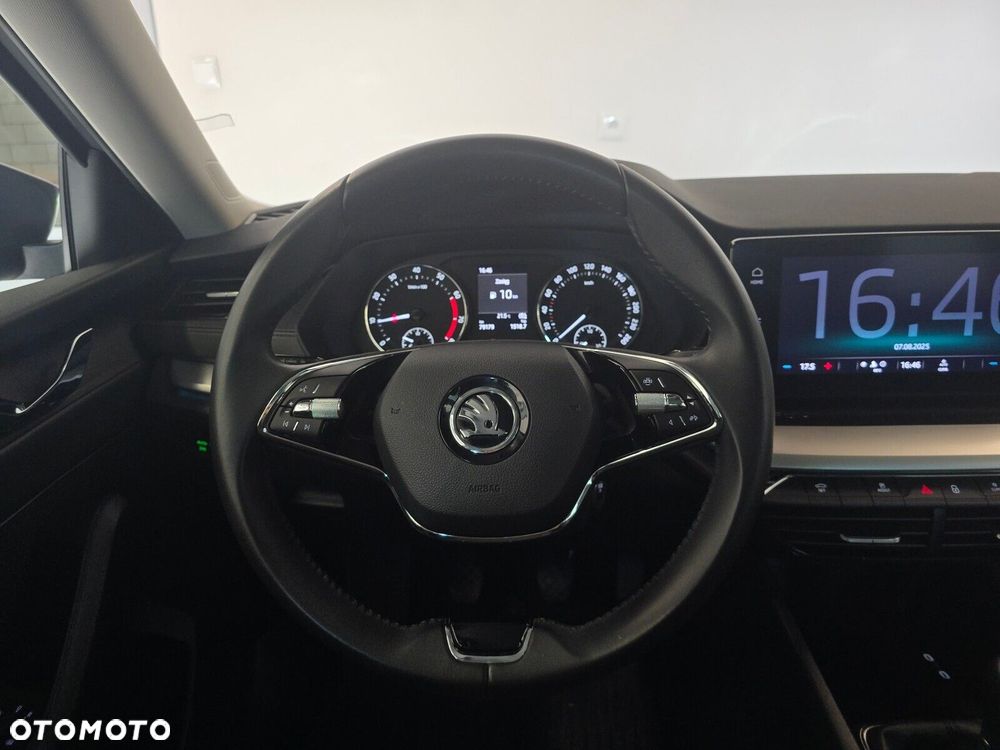 Skoda Octavia 1.5 TSI ACT Ambition - 15