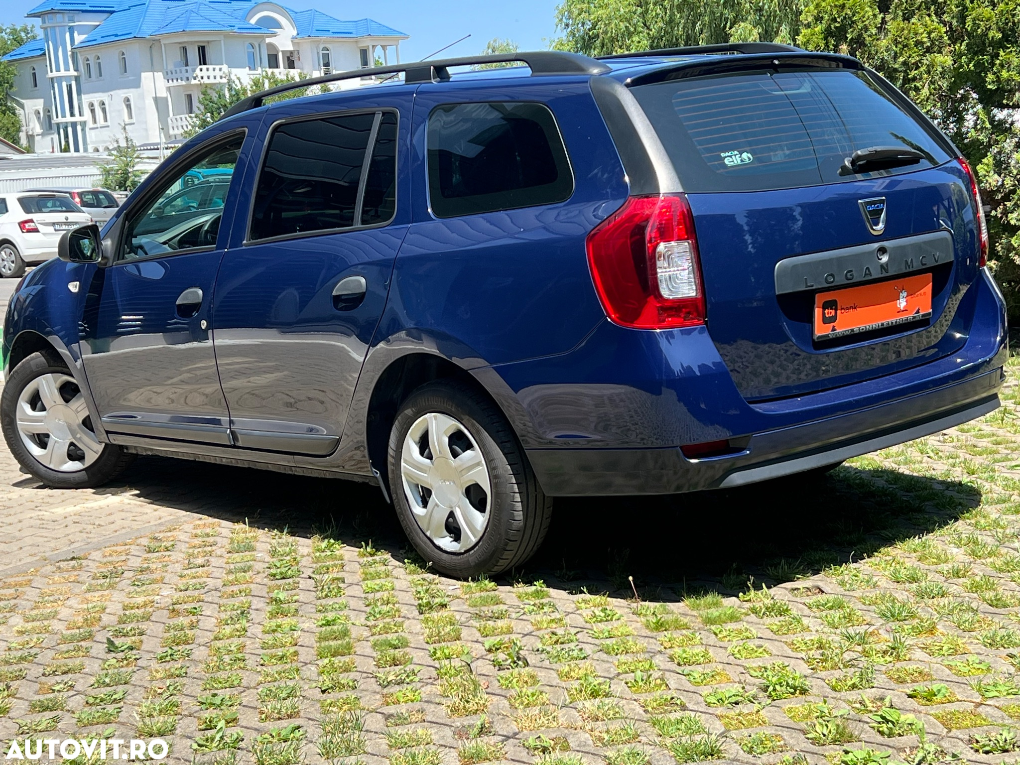Dacia Logan MCV SCe 75 Ambiance - 4