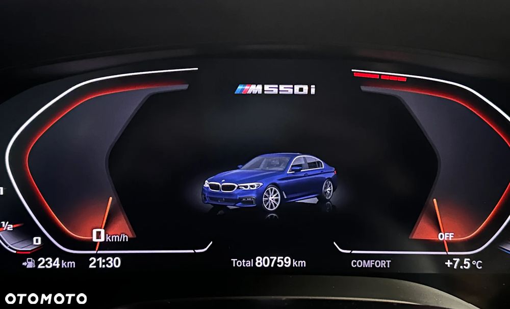 BMW Seria 5 M550i xDrive - 17