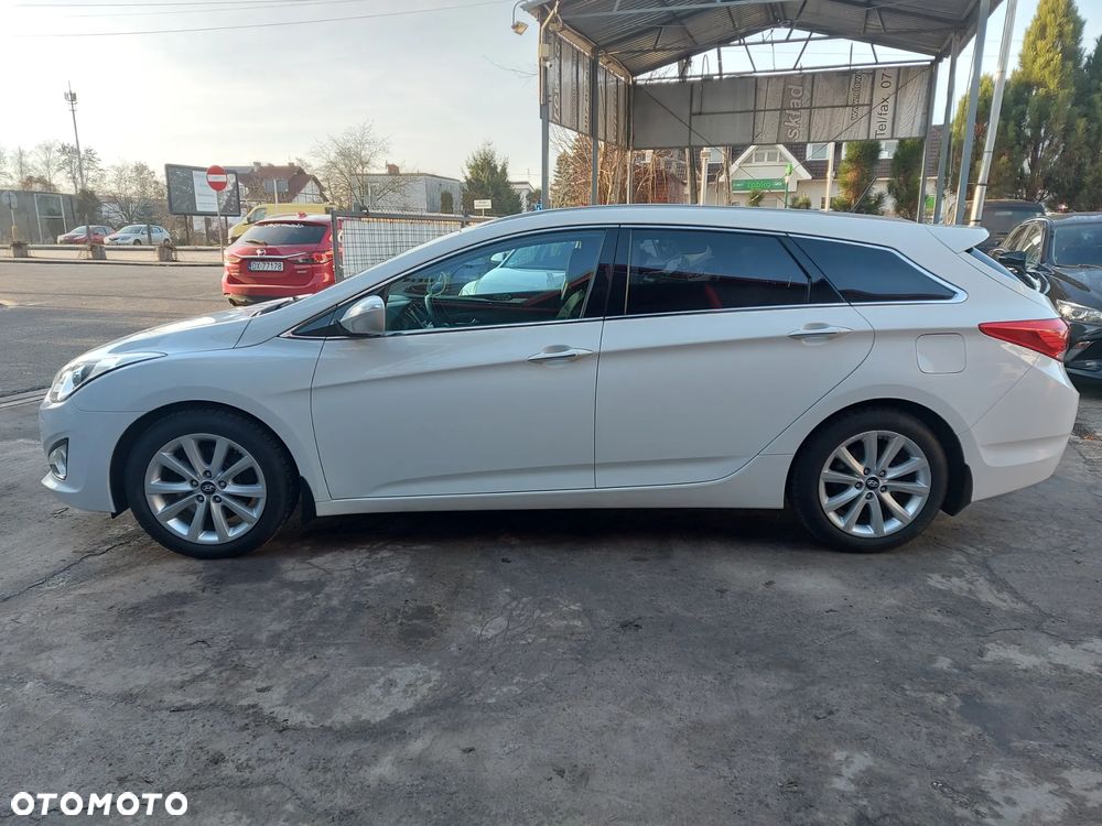 Hyundai i40 i40cw 1.7 CRDi Fifa World Cup Edition - 10