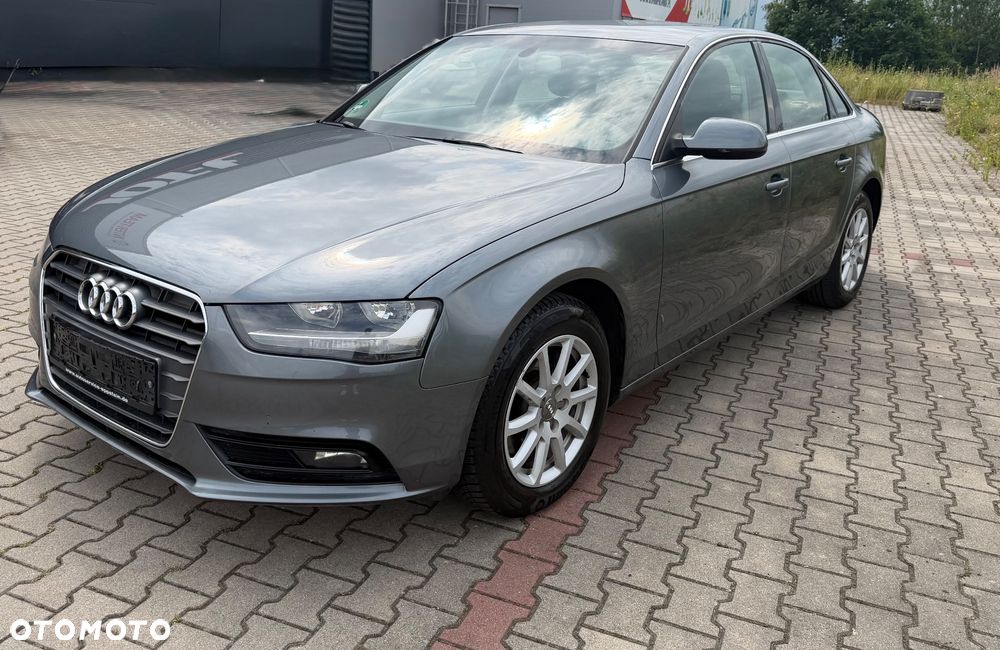 Audi A4 Limousine 2.0 TDI DPF multitronic Attraction - 10