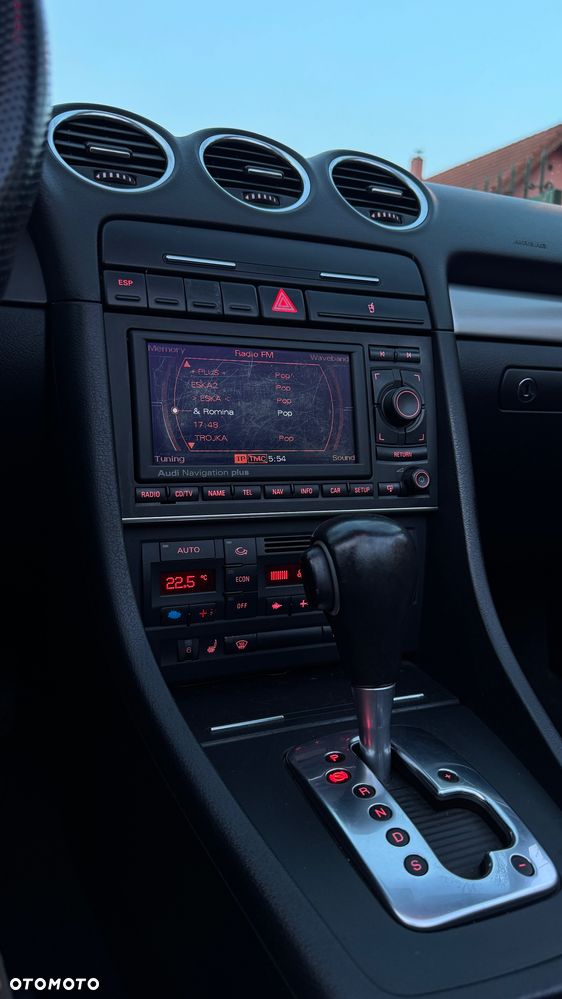 Audi A4 Cabrio 2.0 TFSI multitronic - 14