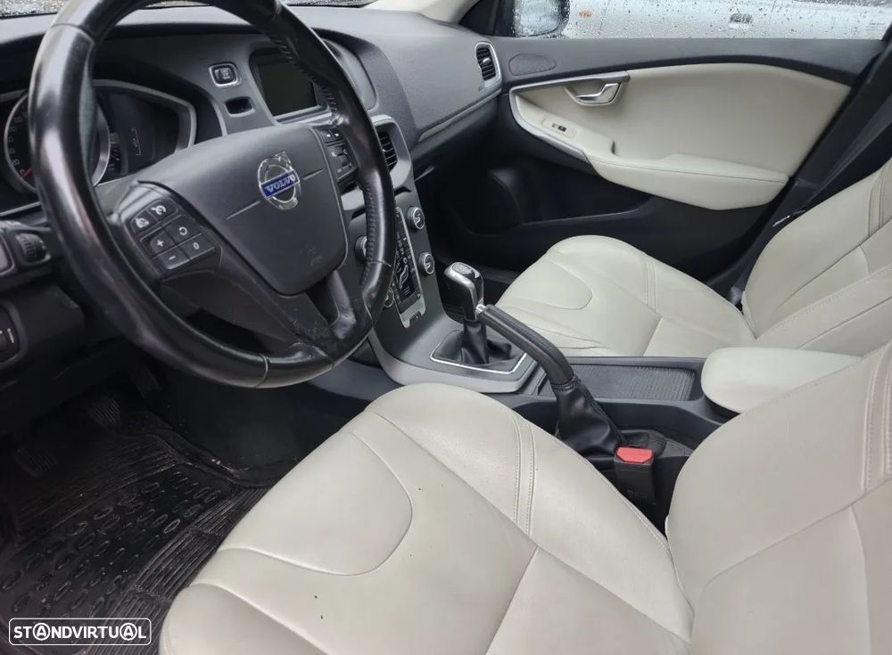 Volvo V40 1.6 D2 Eco Kinetic - 9