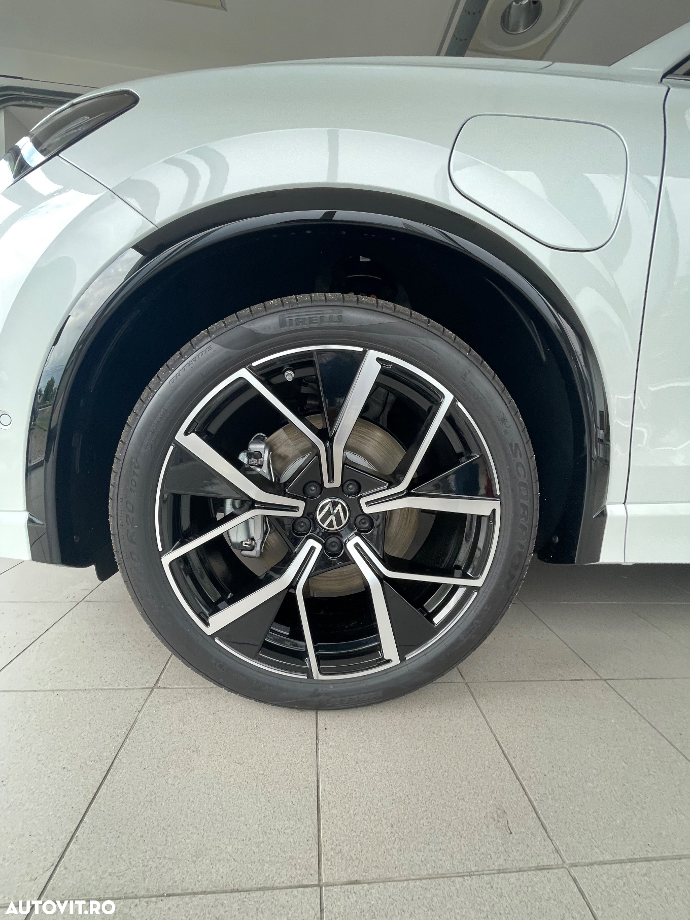 Volkswagen Tiguan 1.5 TSI eHybrid DSG PHEV R-Line - 14