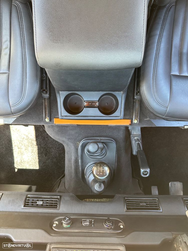 Land Rover Defender 110 S Limited - 13