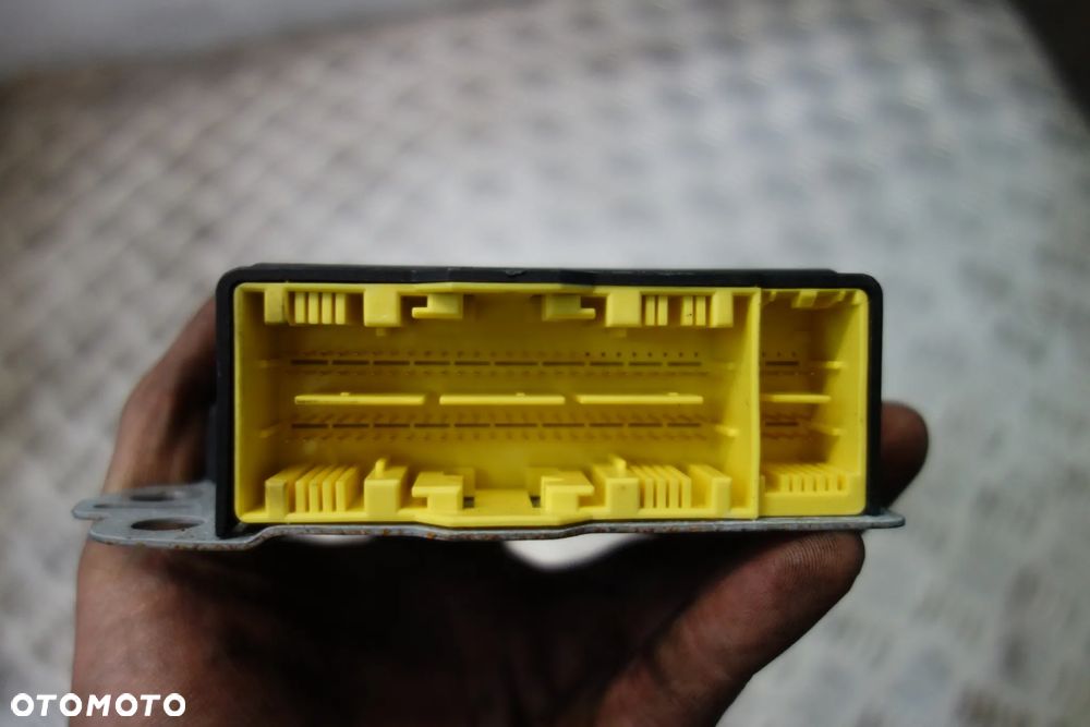 MODUŁ SENSOR PODUSZEK POWIETRZNYCH MERCEDES W176 A1179001801 - 4