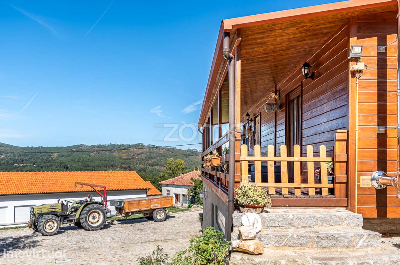 Moradia T2 na Aldeia de Covas - Grande imagem: 4/49