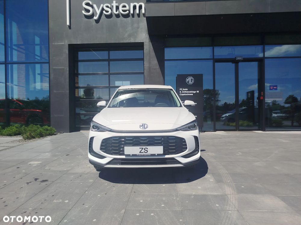 MG ZS Hybrid+ - 2