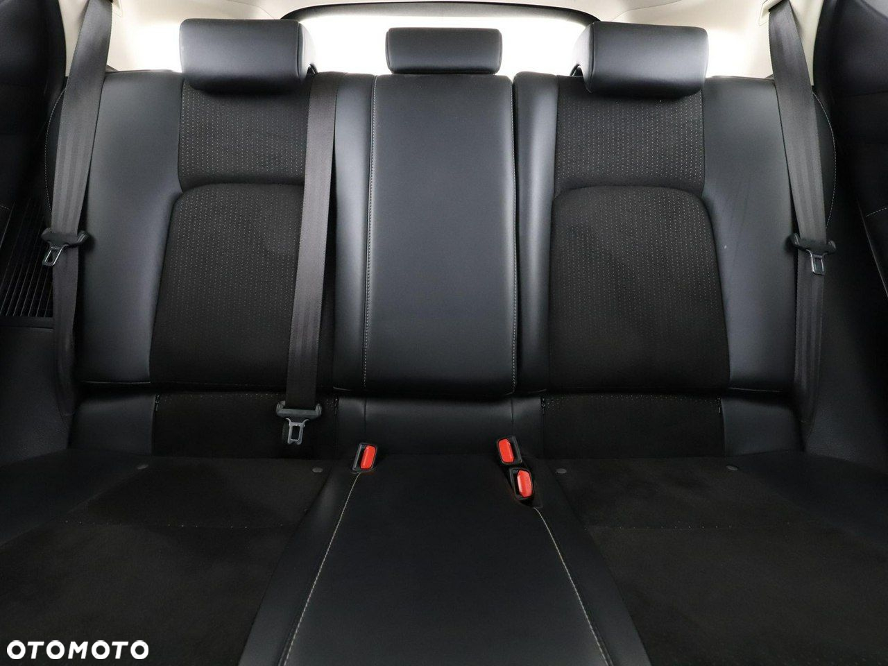 Lexus CT 200h F Sport Edition - 18