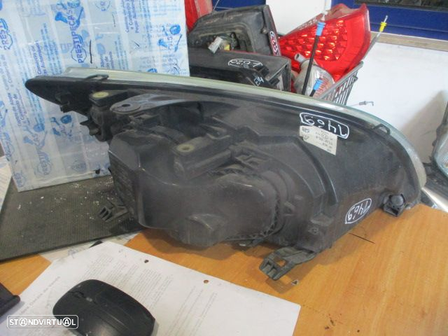Farol Far1469 FORD FOCUS 2 FASE 1 2005 1.8TDCI 115CV 5P CINZENTO  ESQ H7 + H1 - 2