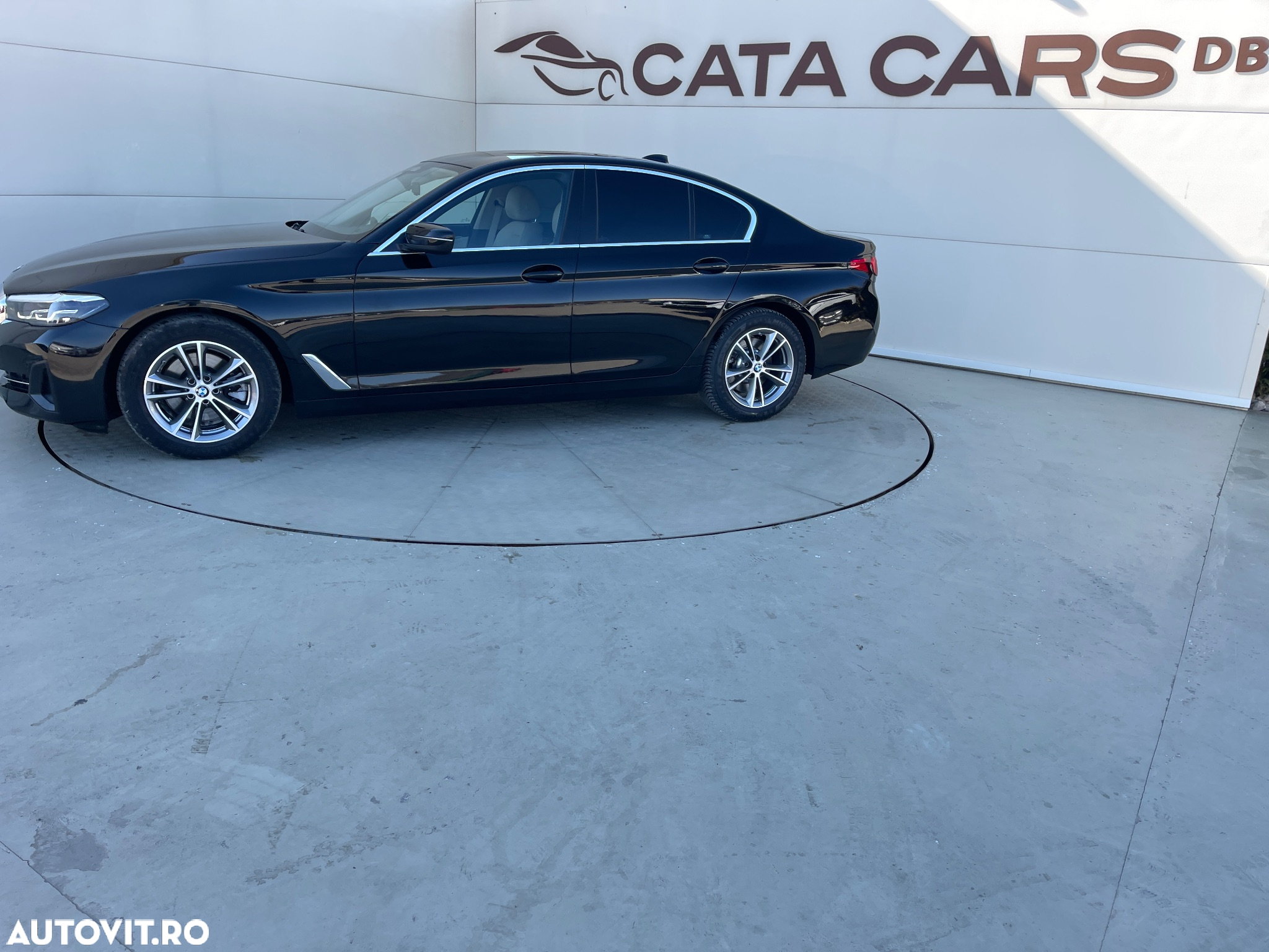 BMW Seria 5 520i AT MHEV - 6