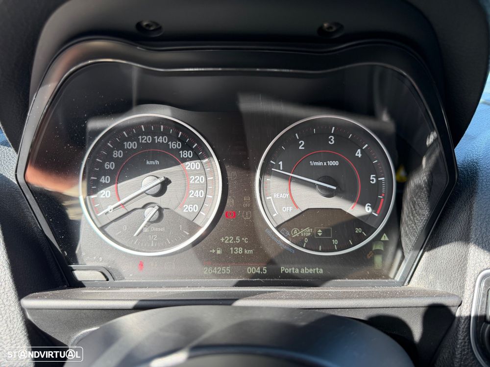 BMW 118 d Pack M - 25
