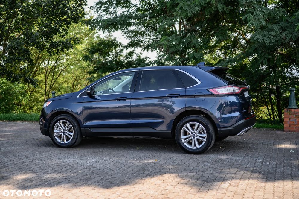 Ford Edge - 4