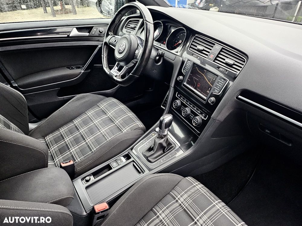 Volkswagen Golf GTD 2.0 TDI SCR DSG - 16