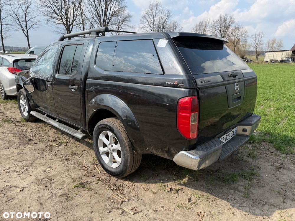 Nissan Navara 2.5 D LE Limited - 3