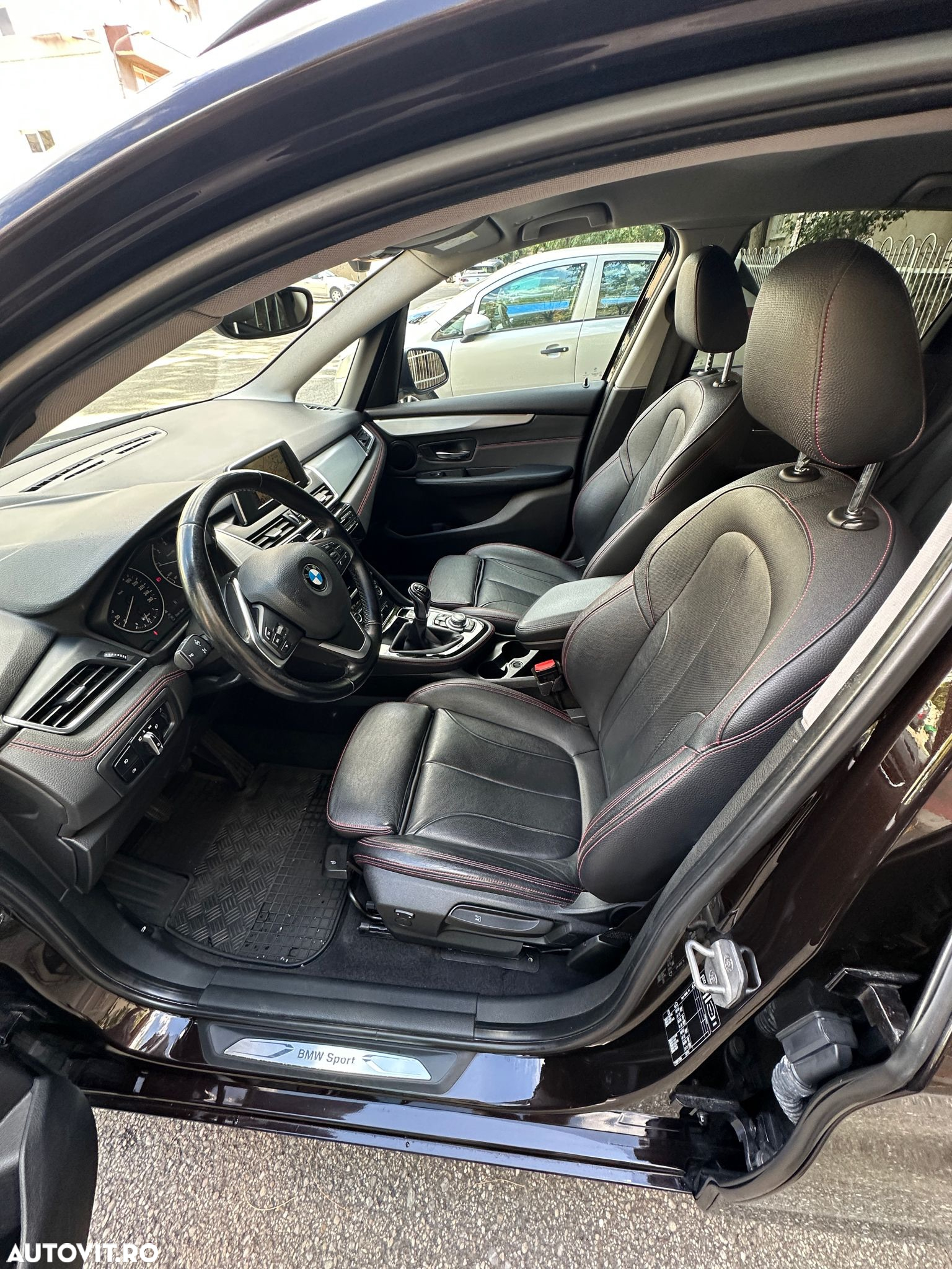BMW Seria 2 218d Sport Line - 8
