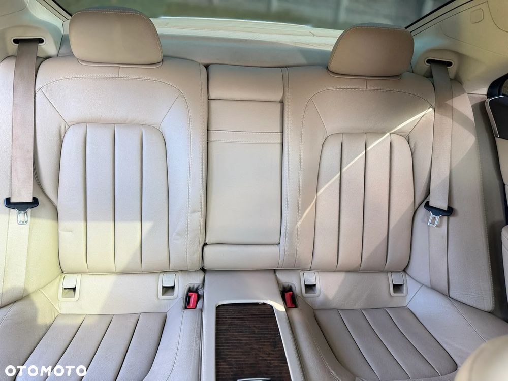 Mercedes-Benz CLS 500 4Matic BlueEFFICIENCY 7G-TRONIC - 12