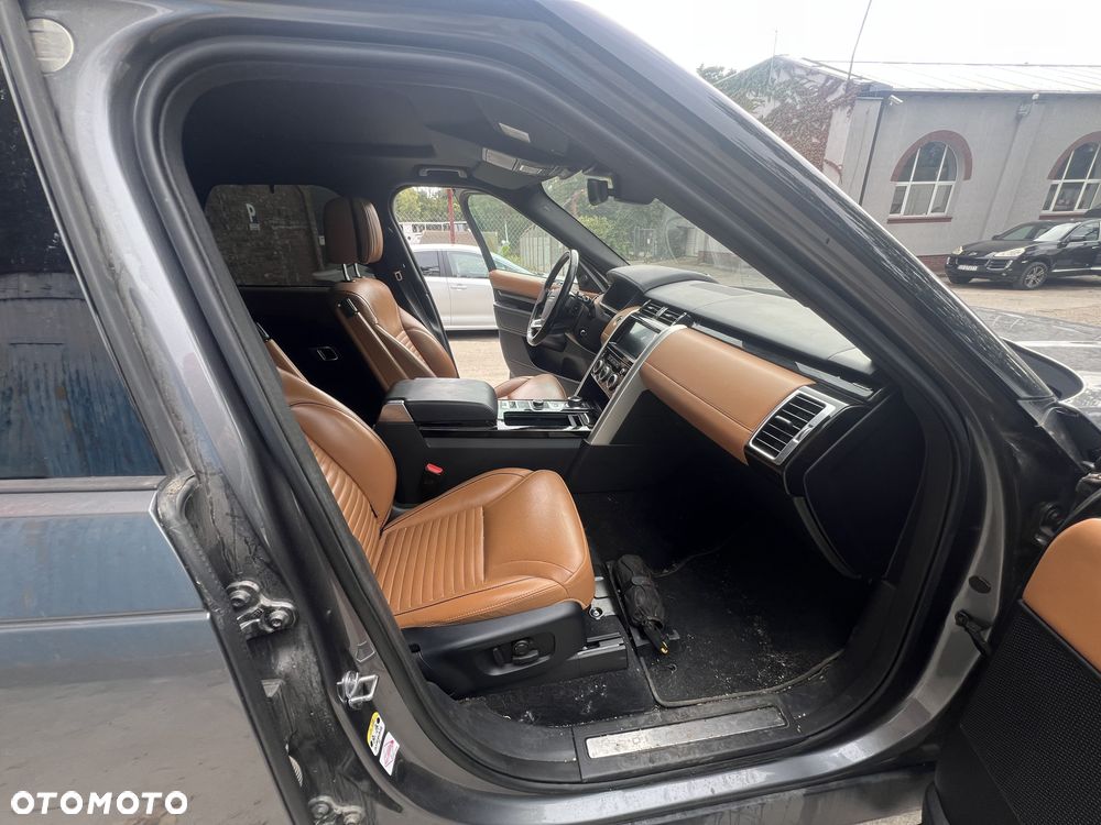 Land Rover Discovery 3.0 SDV6 HSE Luxury - 14