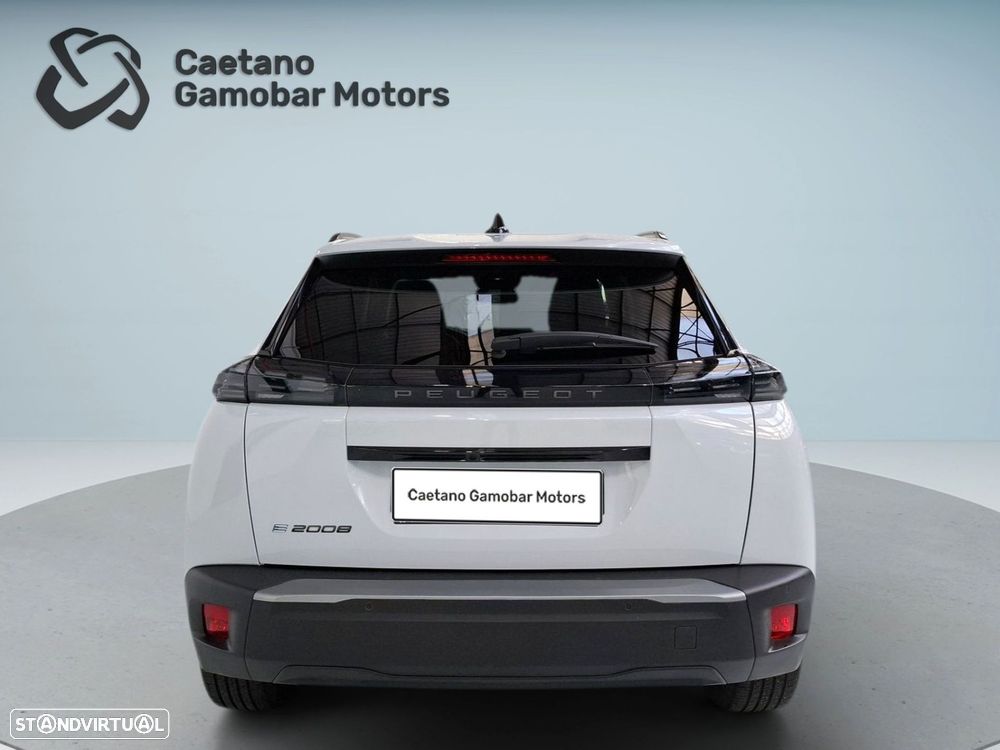 Peugeot e-2008 54 kWh Allure - 5