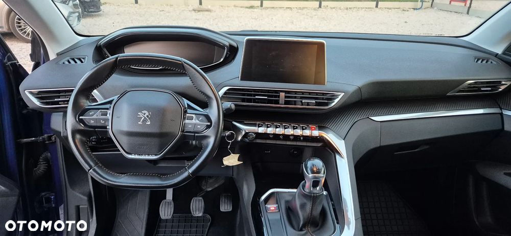 Peugeot 3008 1.2 PureTech Active Pack S&S - 19