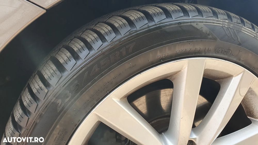 Volkswagen Passat - 9