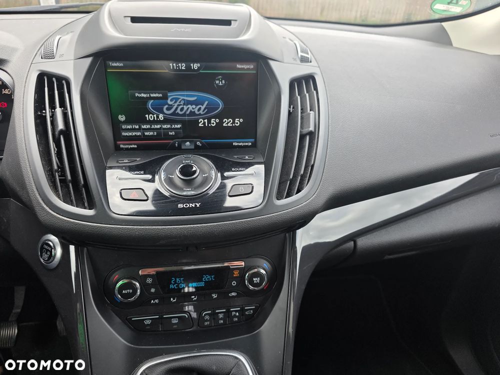 Ford Kuga 1.5 EcoBoost 2x4 Titanium - 13