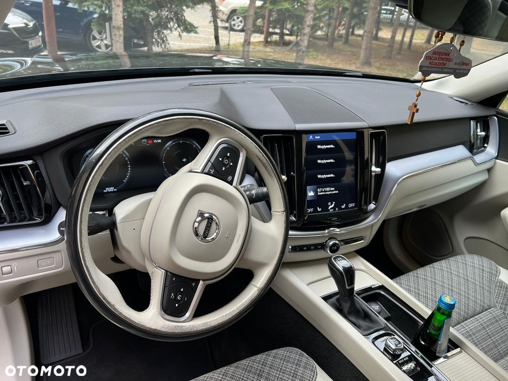 Volvo XC 60 - 6