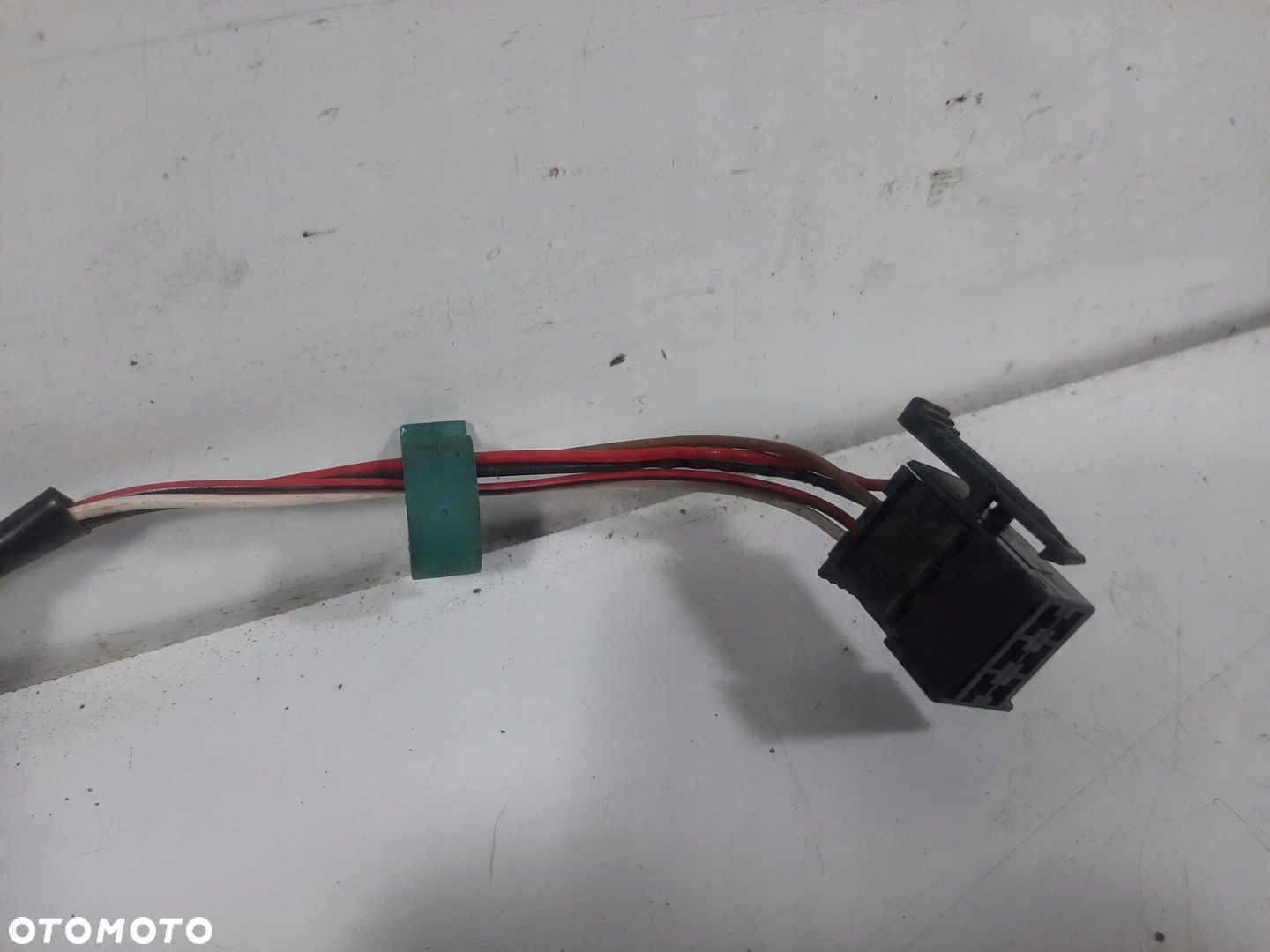 MERCEDES W638 V-KLASA 2.8 12V 98R LUSTERKO LEWE KOD 5560 5PIN 6388103116 - 4