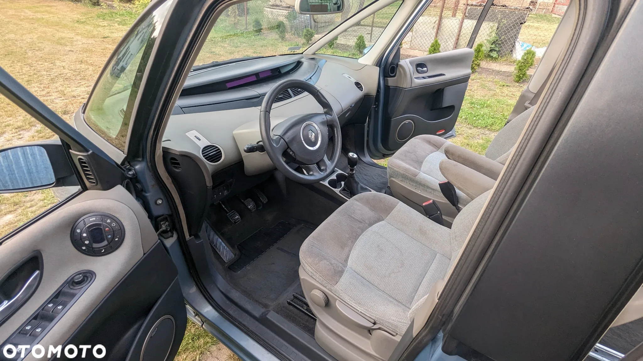 Renault Espace 2.0 Privilege - 10