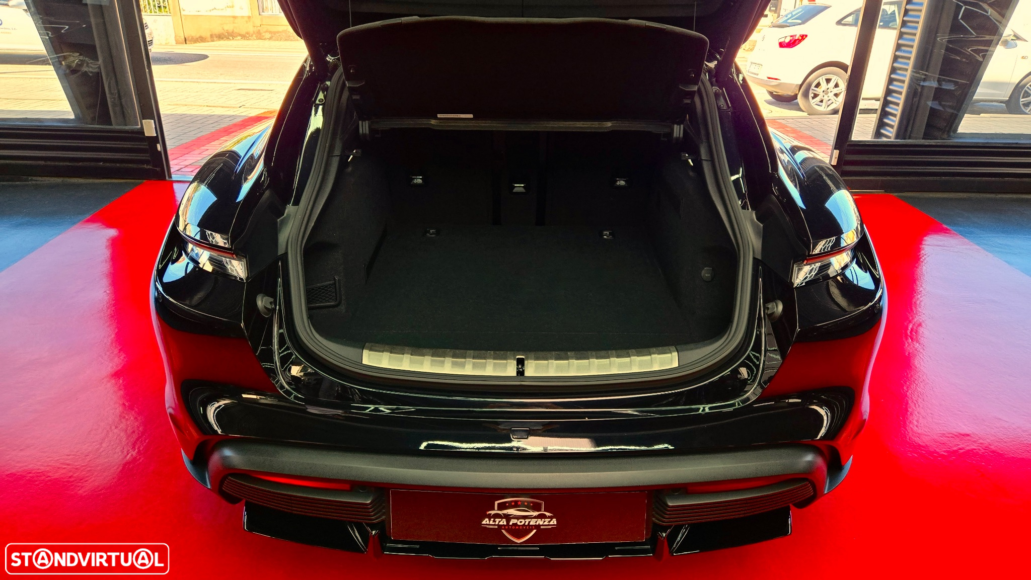 Porsche Taycan Cross Turismo Turbo - 8