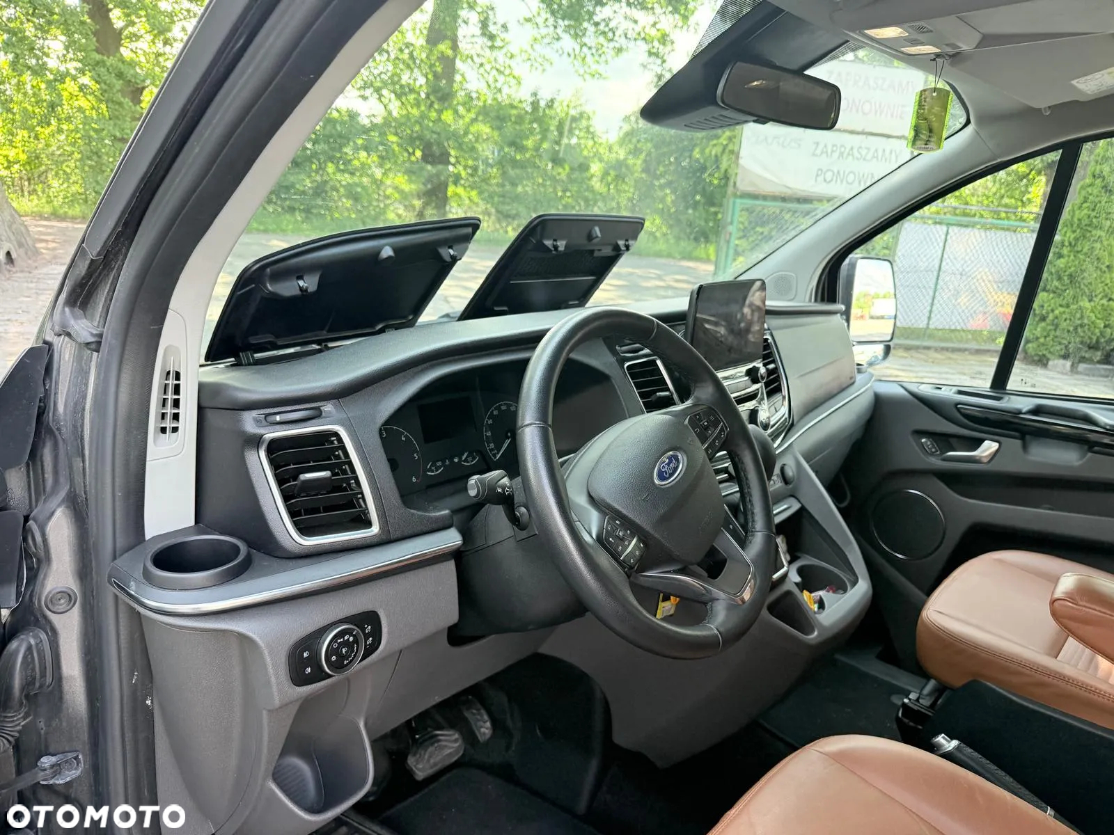 Ford Tourneo Custom - 7