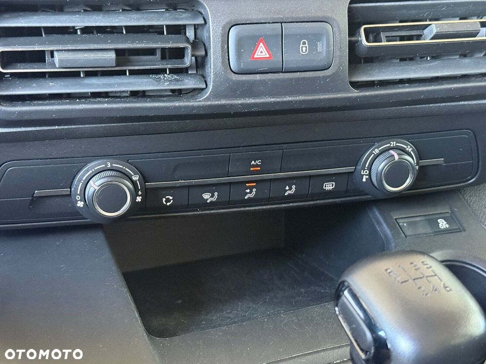 Citroën Berlingo XL 1.2 PureTech Live Pack S&S - 22