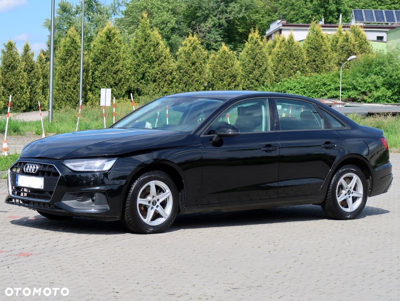Audi A4 Limousine 35 TFSI mHEV Advanced S tronic - 1