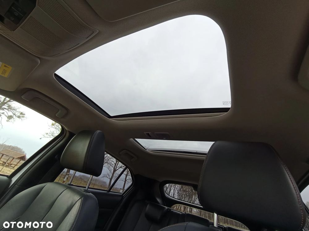 Mitsubishi Eclipse Cross - 24