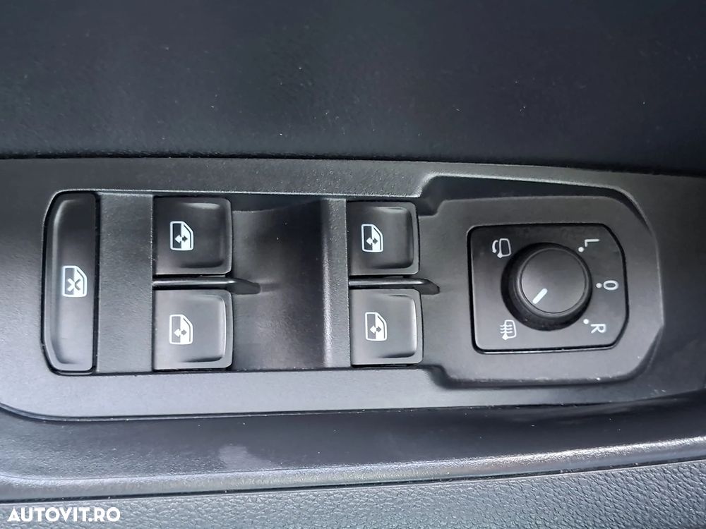 Skoda Karoq 1.5 TSI DSG Ambition - 33