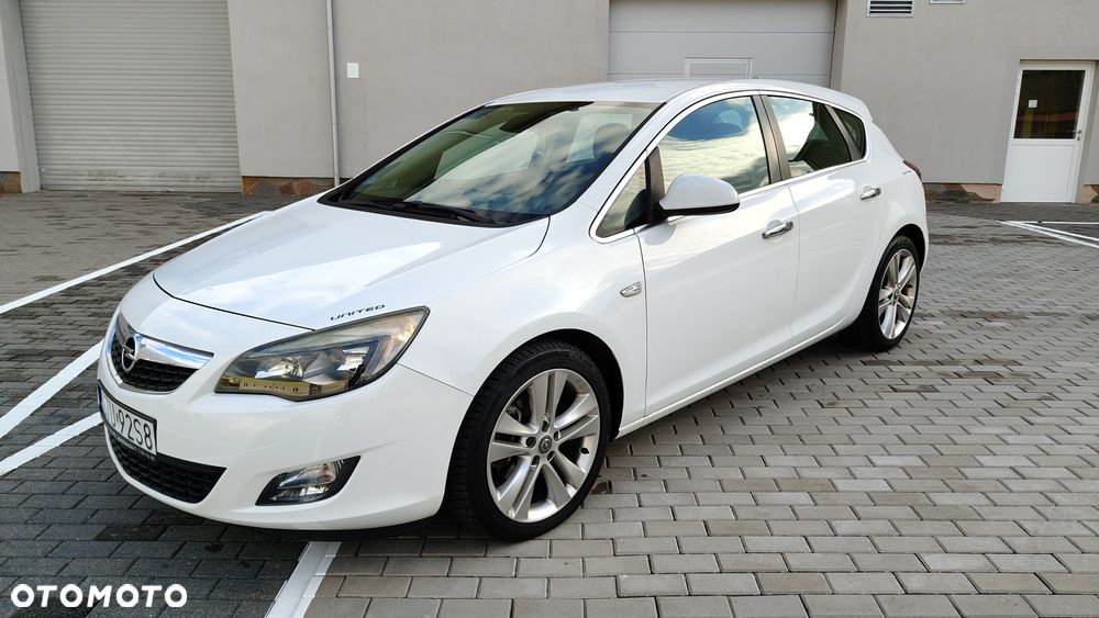 Opel Astra III 1.7 CDTI Cosmo - 25