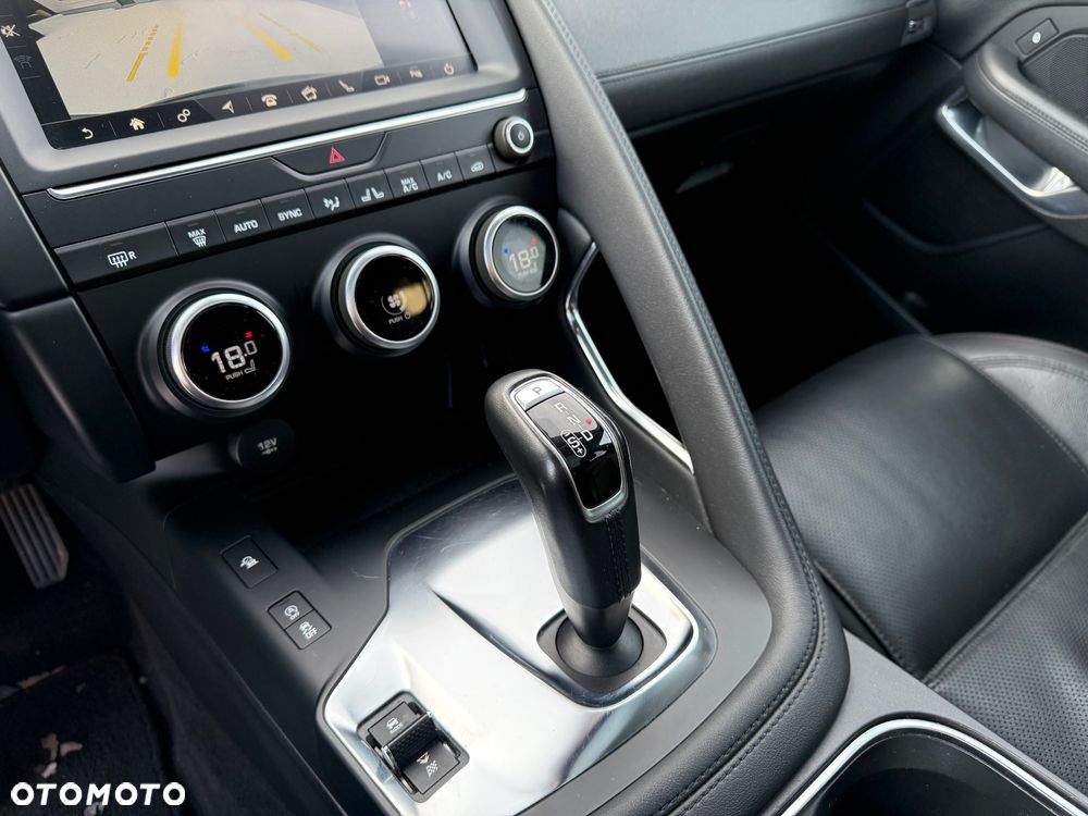 Jaguar E-Pace P200 AWD R-Dynamic S - 11