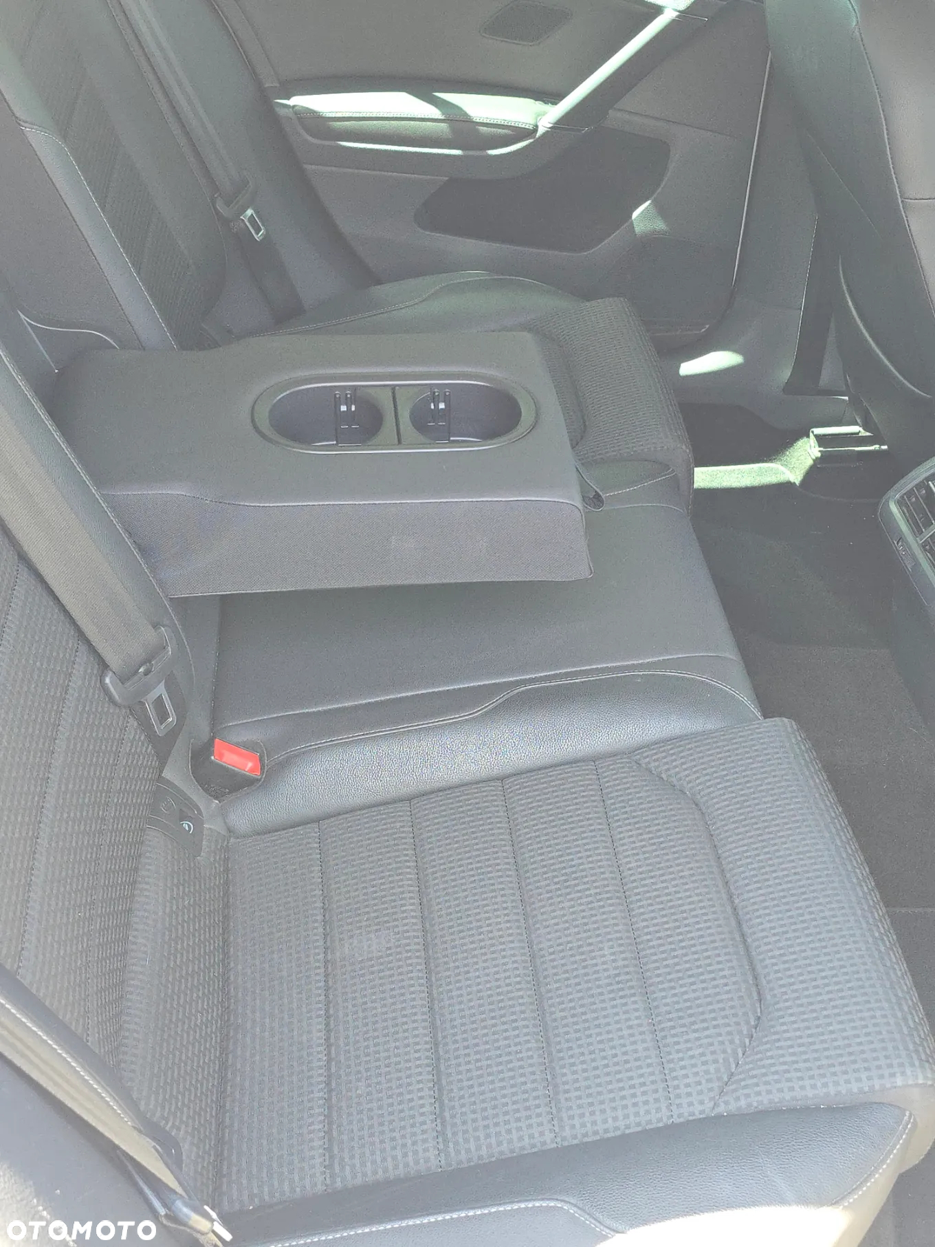 Volkswagen Golf VII 1.4 TSI BMT ACT Highline - 19