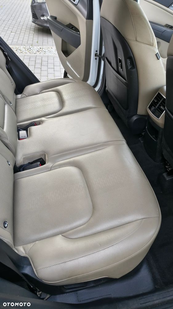 Kia Sportage 1.6 T-GDI HEV Business Line 4WD - 17