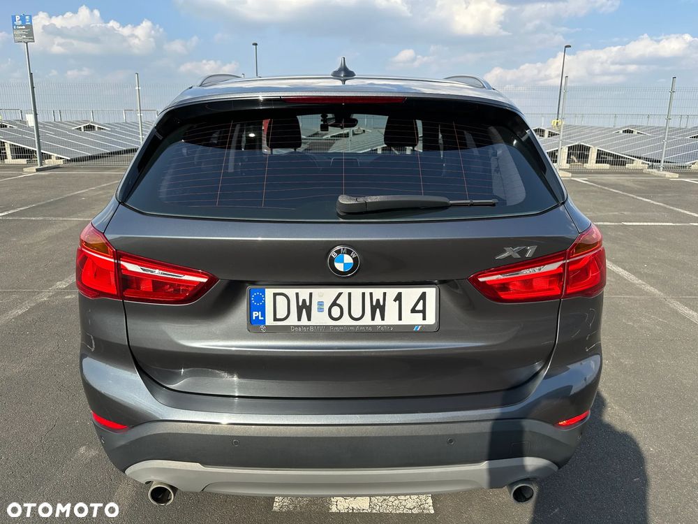 BMW X1 xDrive20d Sport Line - 8
