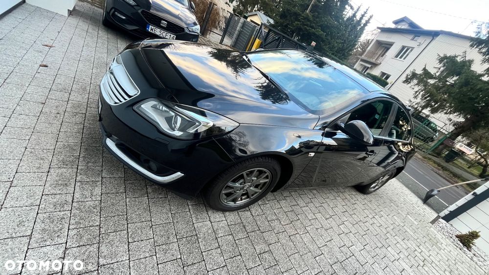 Opel Insignia 2.0 CDTI - 12