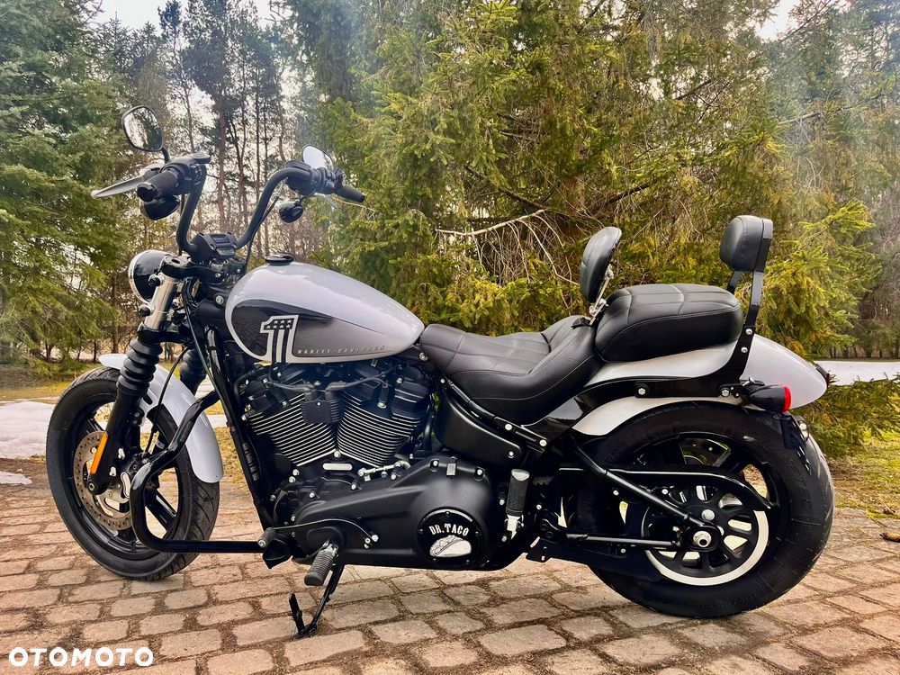 Harley-Davidson Softail Street Bob - 2