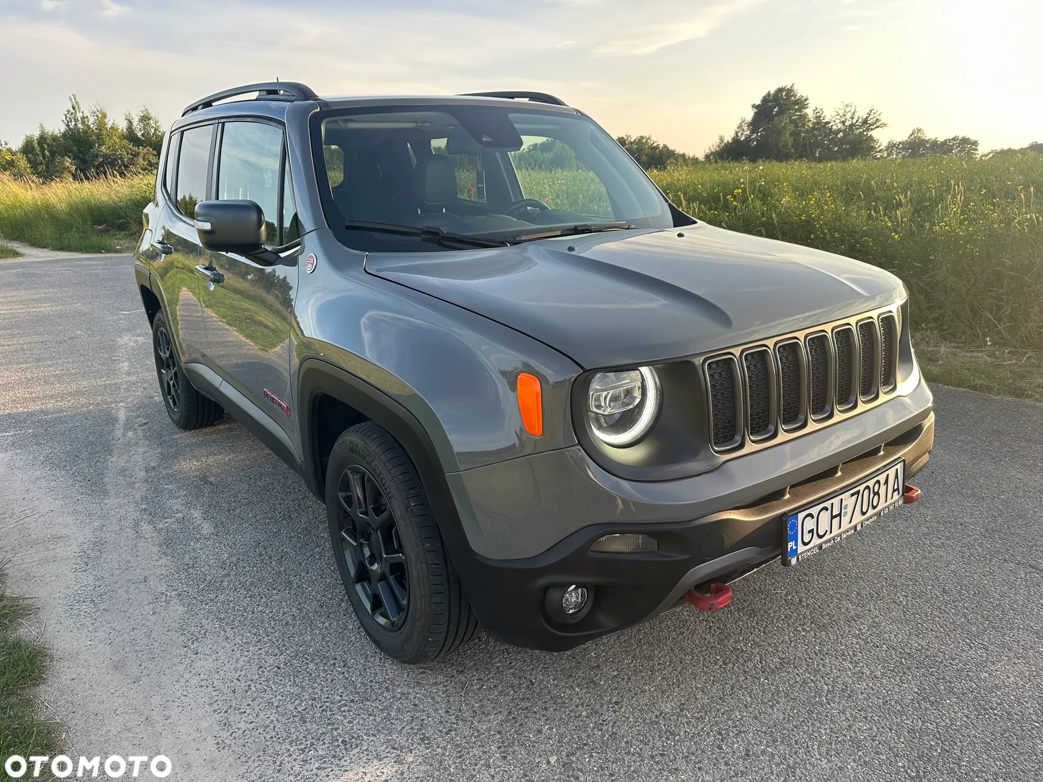 Jeep Renegade - 10