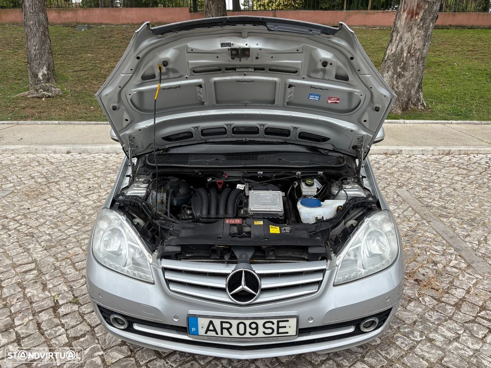 Mercedes-Benz A 180 Autotronic Elegance Special Edition - 5
