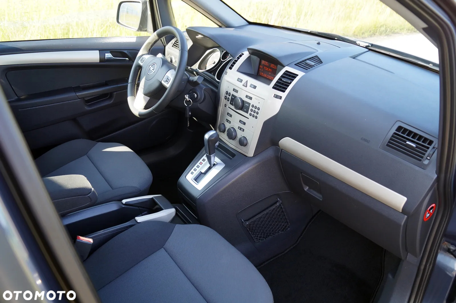 Opel Zafira 1.9 CDTI Automatik - 21