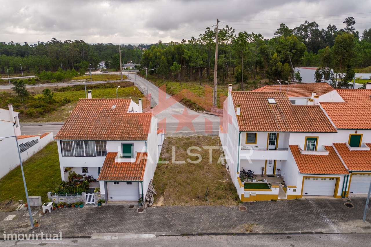 Terreno / Para Construção / Área Total 165m2 / Vieira de Leiria - Grande imagem: 5/31