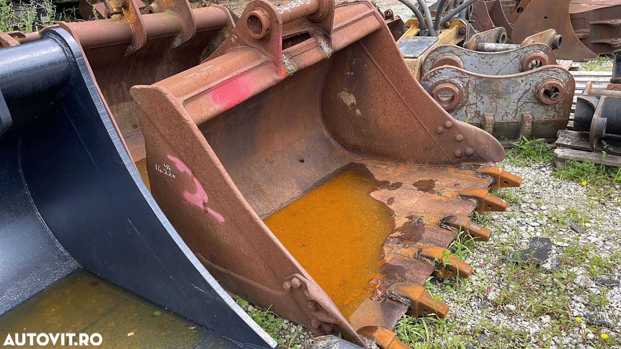 Cupa Excavator de 24 Tone, latime 1650 mm - 1